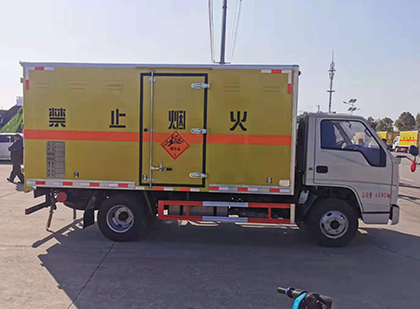 恩施爆破器材运输车